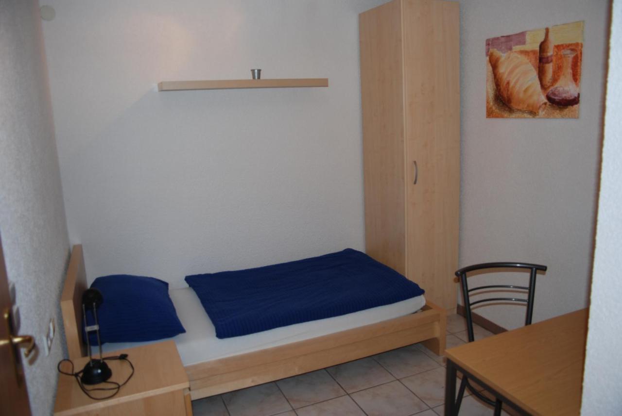 Ferienwohnungen Schaefer Obersulm Exterior foto